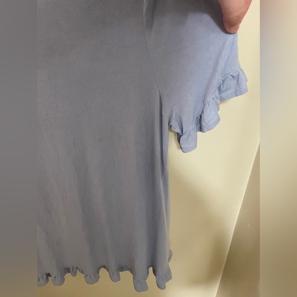 ✨2 For $6 Altar’d State Top Size Medium #A1 - Picture 4 of 7